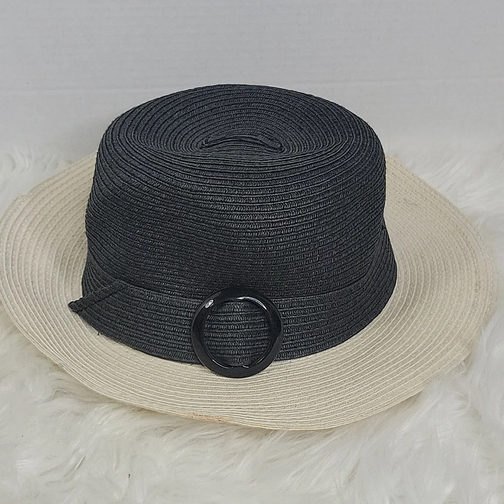 MAGID Paper Straw Hat Black and Cream OS‎